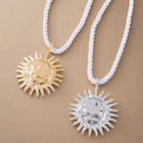 SOLKRAFT HALSKÆDE | Statement med Rustikt Reb og