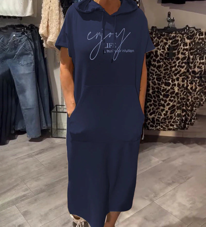 Ebba™ | Løs kjole med hætte og feminin pasform