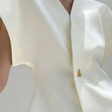 Cevalin | Top Skulpturel Silhuet med Guldspænde