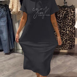 Ebba™ | Løs kjole med hætte og feminin pasform