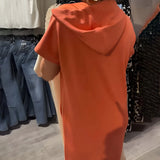 Ebba™ | Løs kjole med hætte og feminin pasform