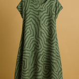 Nelia™ | Sommerkjole med rund hals og smukt print