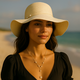 Elegant Strandhat Med Perledetaljer | Beskyt & Fremhæv Din Stil