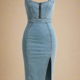 INES KJOLE | TÆTSIDDENDE DENIM MED MODERNE UDTRYK