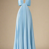 SOFIE KJOLE | Lang plisseret kjole med krydsstropper og struktureret bryst