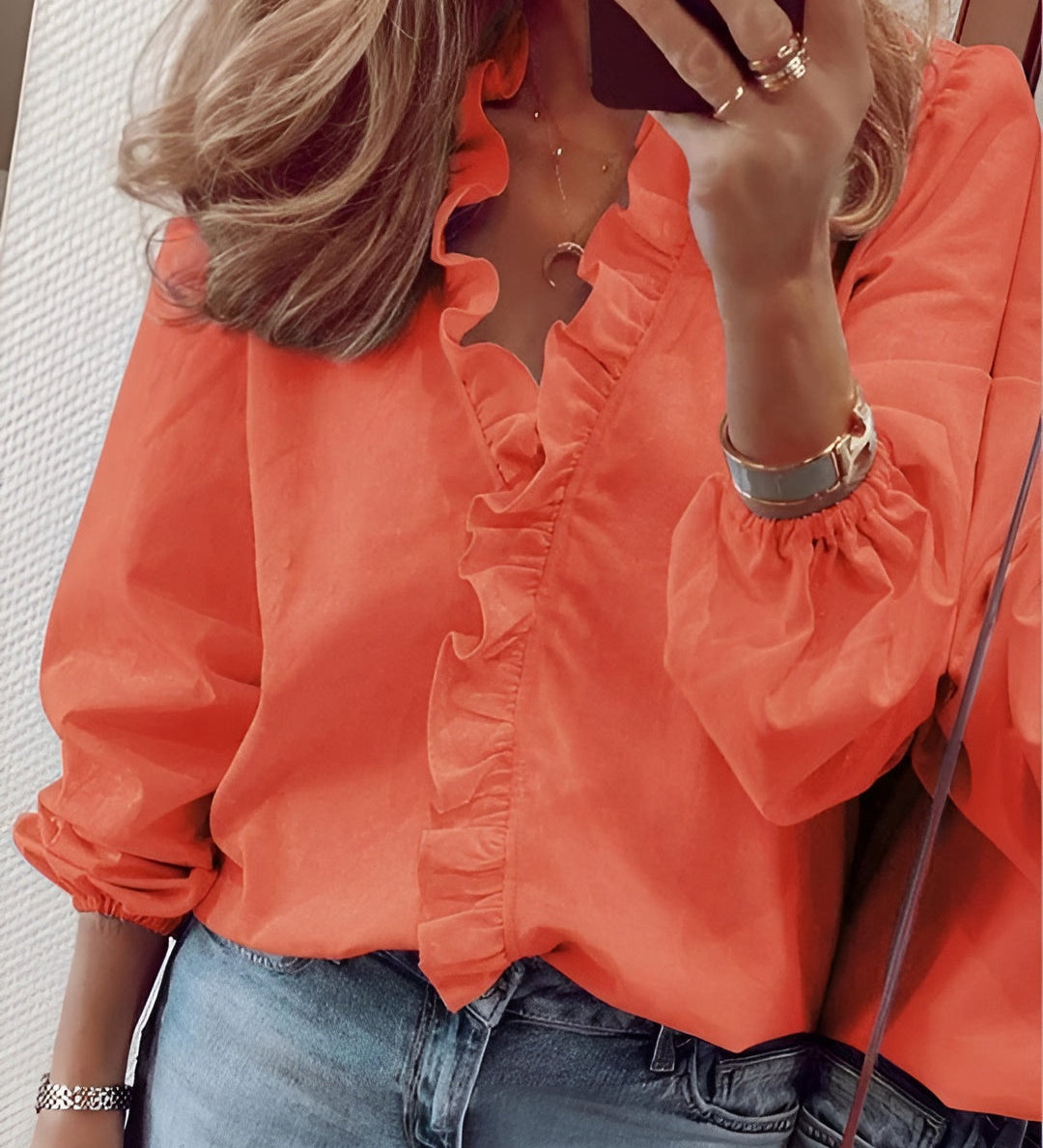 Romina™ – Luftig og elegant bluse med flæser