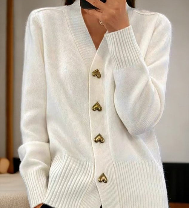 Alma™ – Sort cardigan med gyldne hjerteknapper